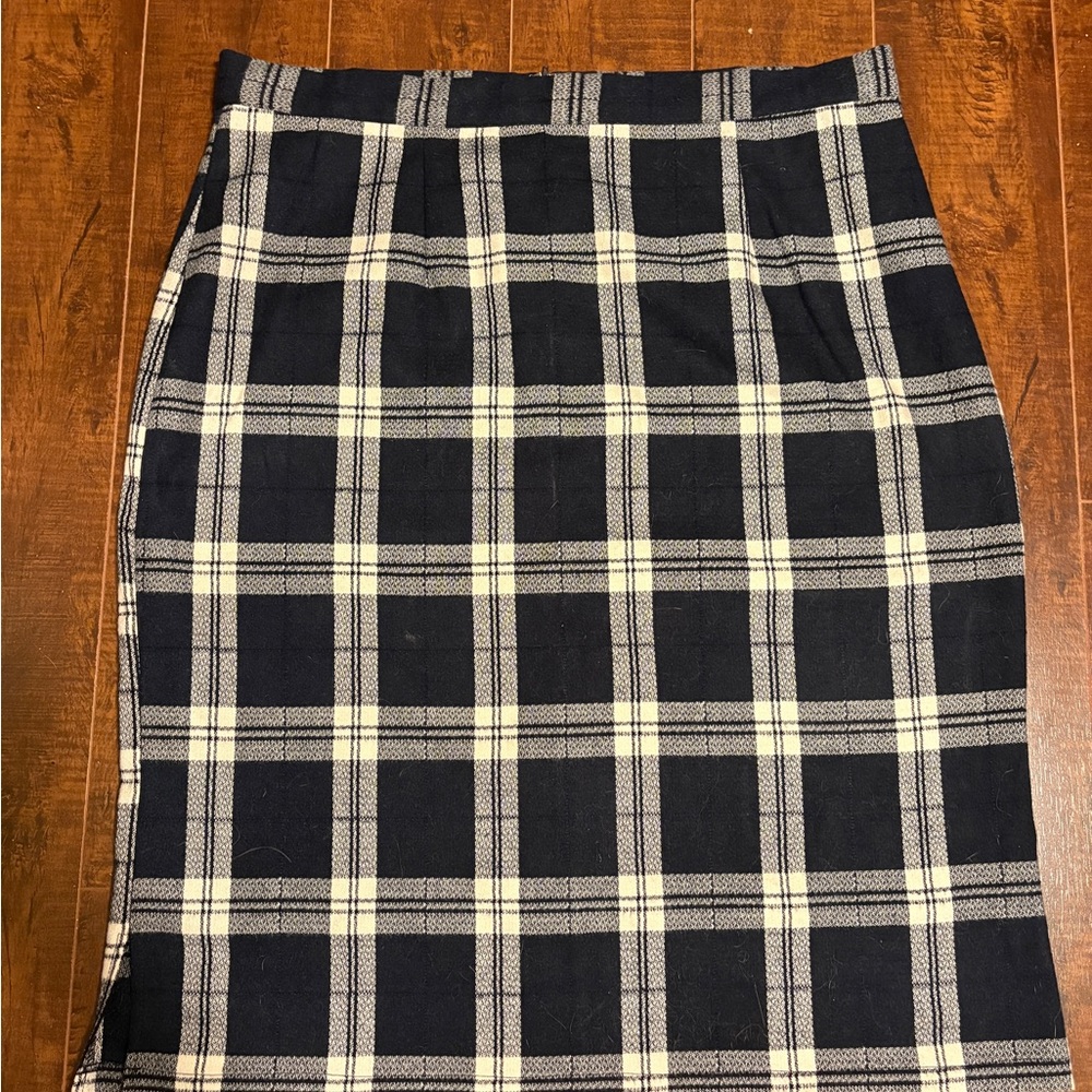 Modcloth Navy and Cream Plaid Pencil Skirt